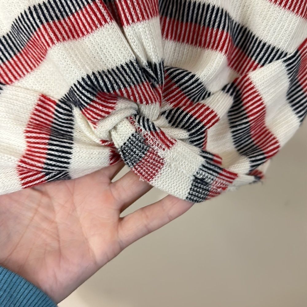 ModCloth Twist Front Design Sweater - Picture 3 of 4